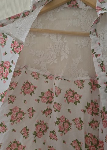 Dantel Detaylı Çiçek Desenli Pembe Kadın Gömlek - Görsel 7