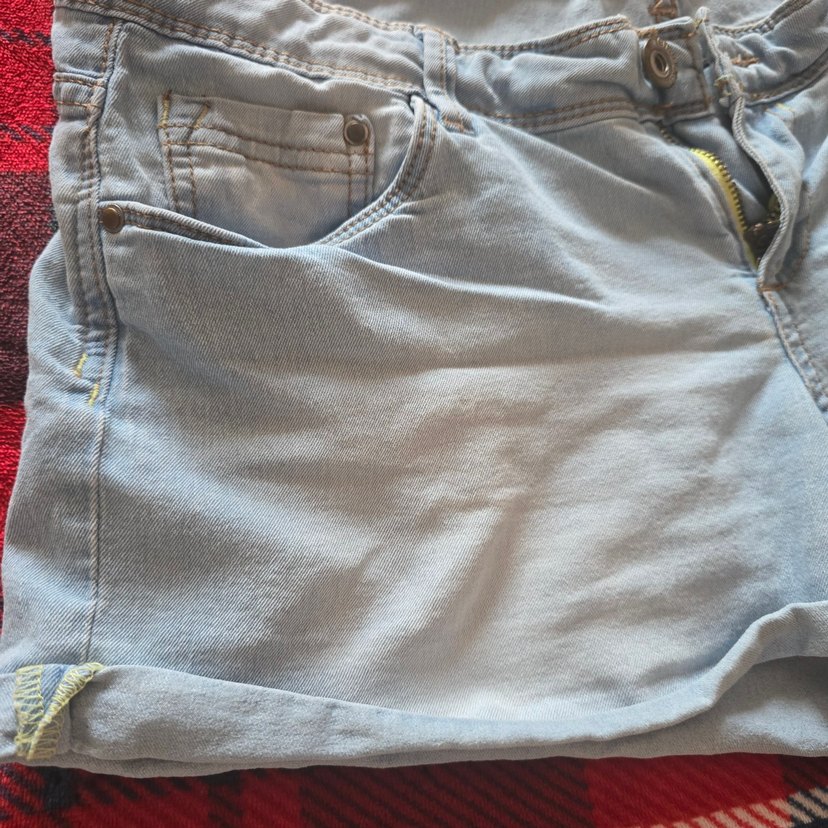 Kadın Gri Mini Denim Şort - Görsel 2