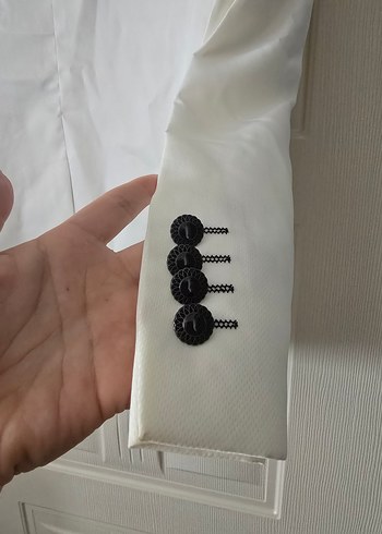 Beyaz Siyah Yakalı beyaz ceket - Görsel 7