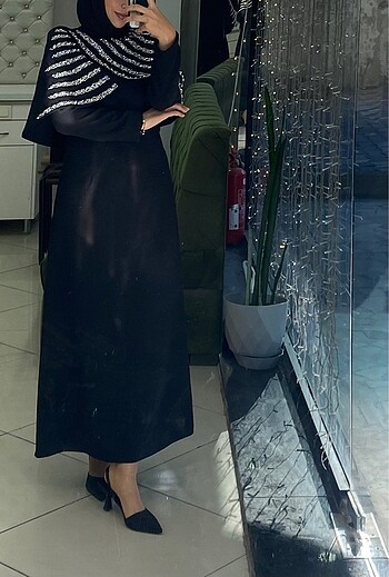 s Beden siyah Renk Taşlı özel gün elbisesi