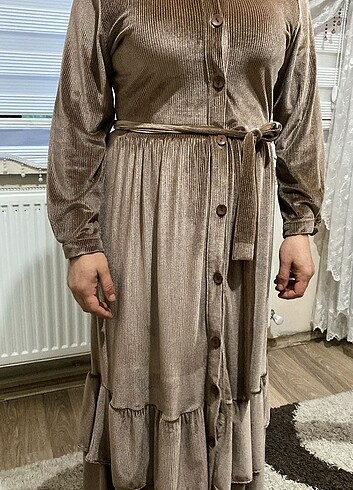 Kadife Elbise 