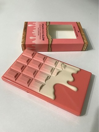 Revolution peach allık-aydınlatıcı