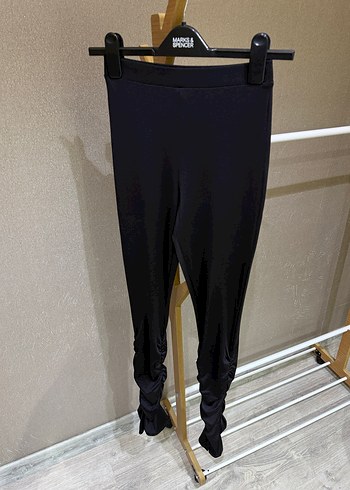 xs Beden Paçası büzgülü yüksek bel pantolon