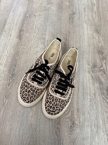 Leopar desen ayakkabı