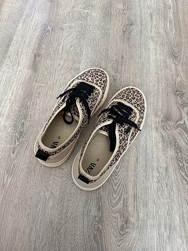 37 Beden Leopar desen ayakkabı