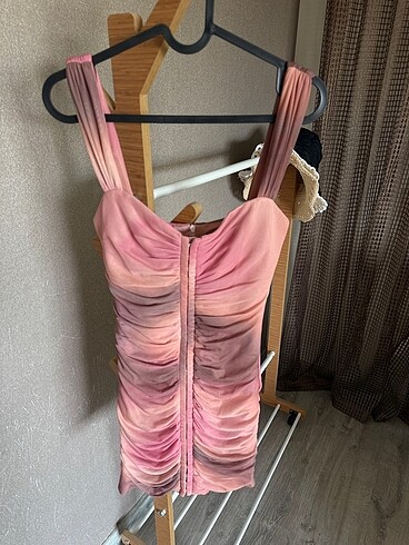 Zara Tül drapeli elbise