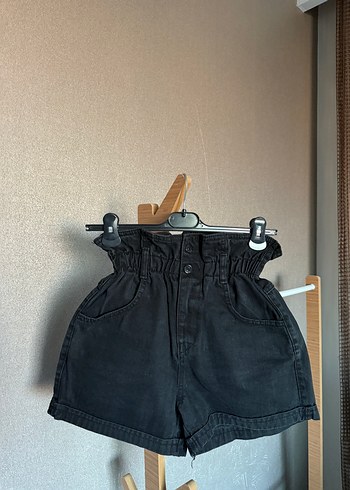 Kadın Siyah Kemerli Loose Fit Mini Kot Şort