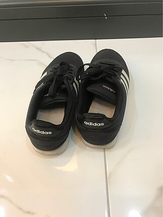 37 Beden Orijinal Adidas spor ayakkabı