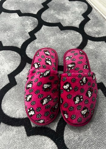 Pembe Hello kitty Desenli Kadın Terlik