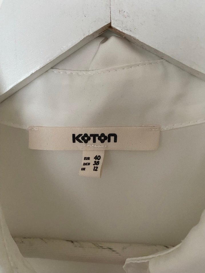 Düğmeli Beyaz Saten Kadın Gömlek - Görsel 2