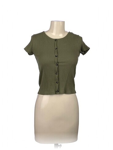 PreLoved T-shirt %70 İndirimli.