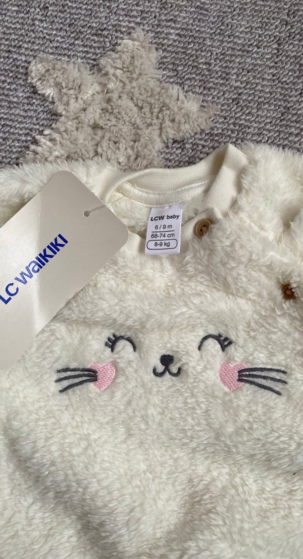 Nakışlı Beyaz Peluş kazak - Görsel 3