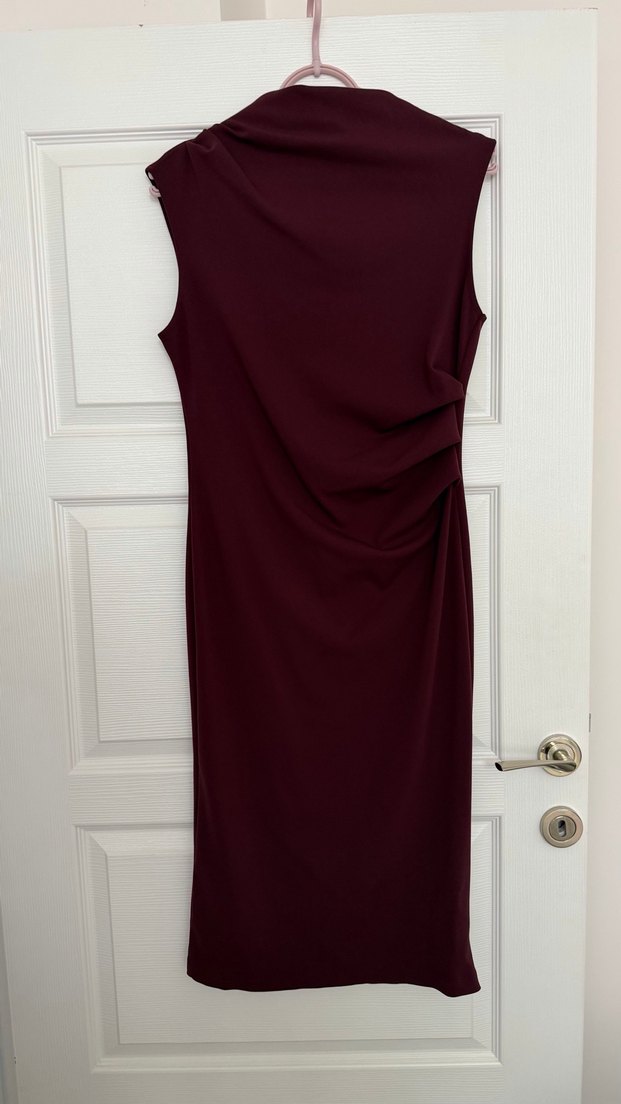 Bordo Drapeli Yüksek Yakalı Uzun Elbise - Görsel 2