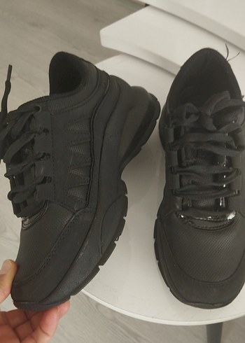 Diğer Siyah Bağcıklı Stiletto Topuklu Kadın Spor Ayakkabı