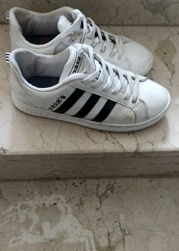 Adidas Beyaz Kadın Spor Ayakkabı - Görsel 2