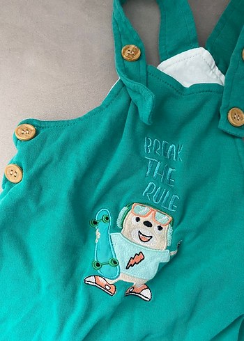 Tişörtlü salopet - Görsel 2