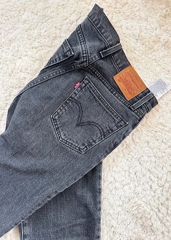 Levis Dugmeli Gri Kadin Denim Pantolon
