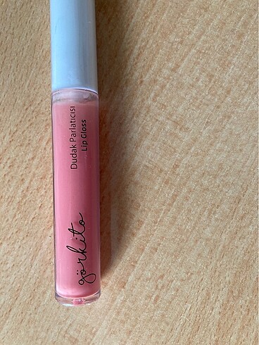 Lip gloss