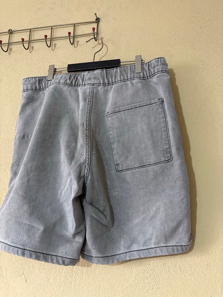 Gri Denim Erkek Şort - Rahat Kesim - Görsel 3