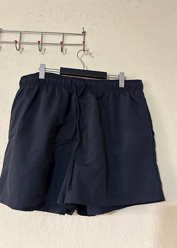 Erkek Lacivert Midi Boy Bol Kesim Kemerli Şort - Görsel 2