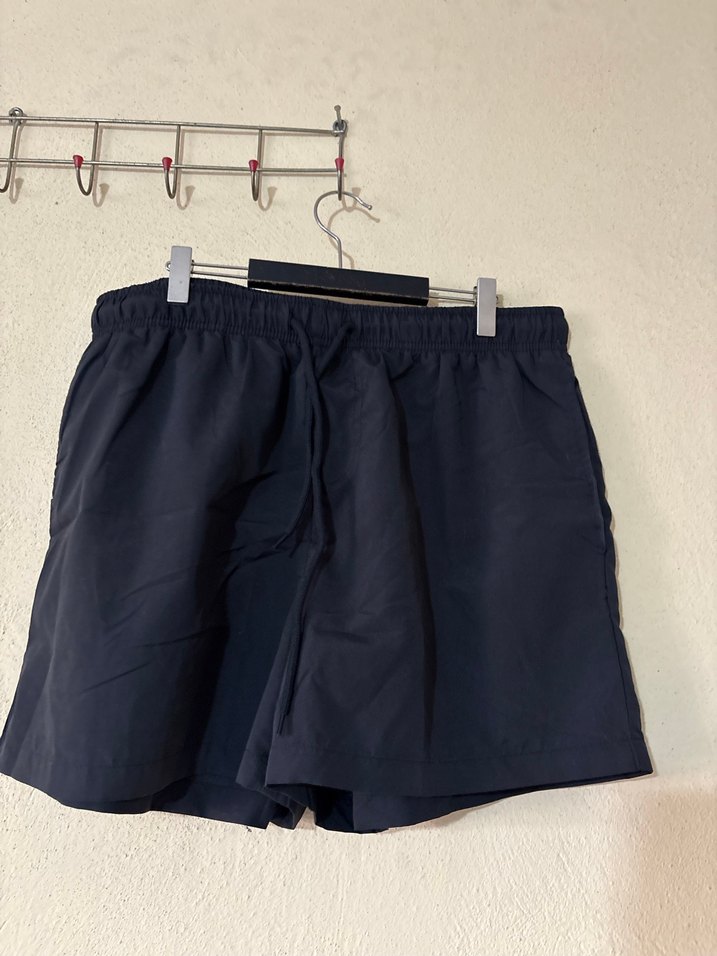 Erkek Lacivert Midi Boy Bol Kesim Kemerli Şort - Görsel 2