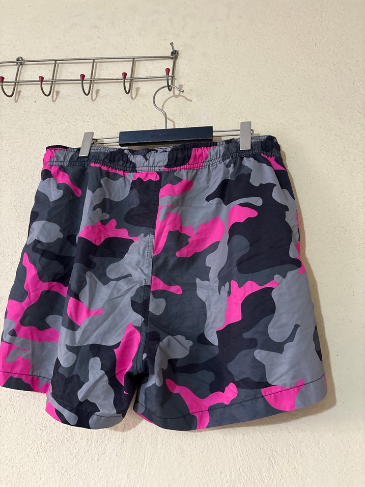 Pembe Kamuflaj Kısa Erkek Mayo - Görsel 4