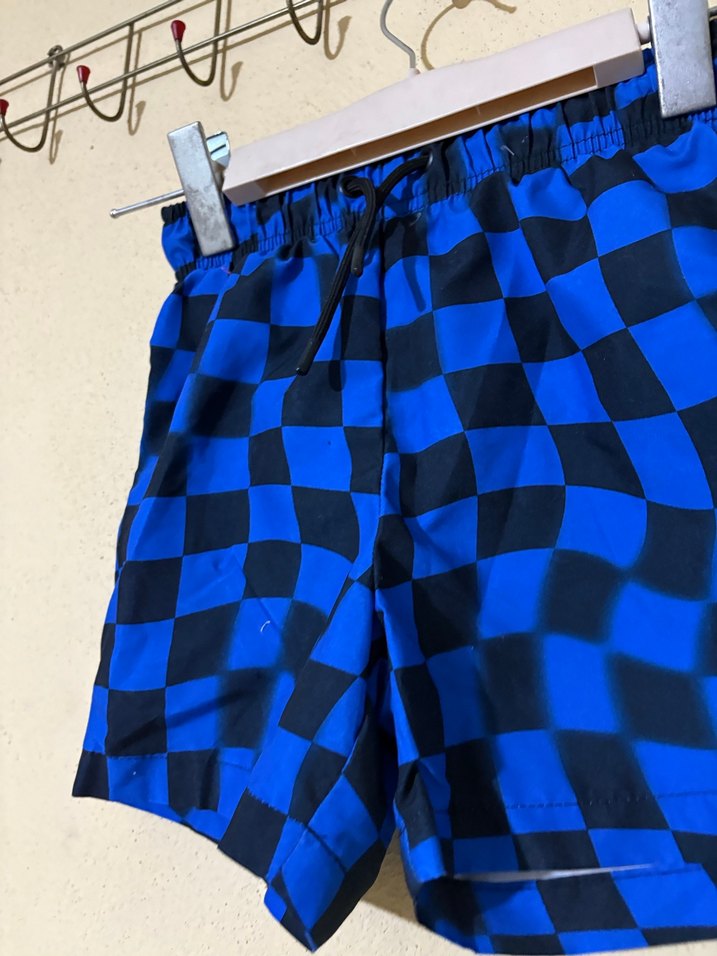 Çocuk Mavi Kareli Deniz Şortu - Görsel 2