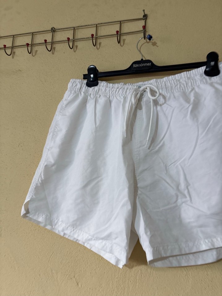 Beyaz erkek şort - Görsel 3