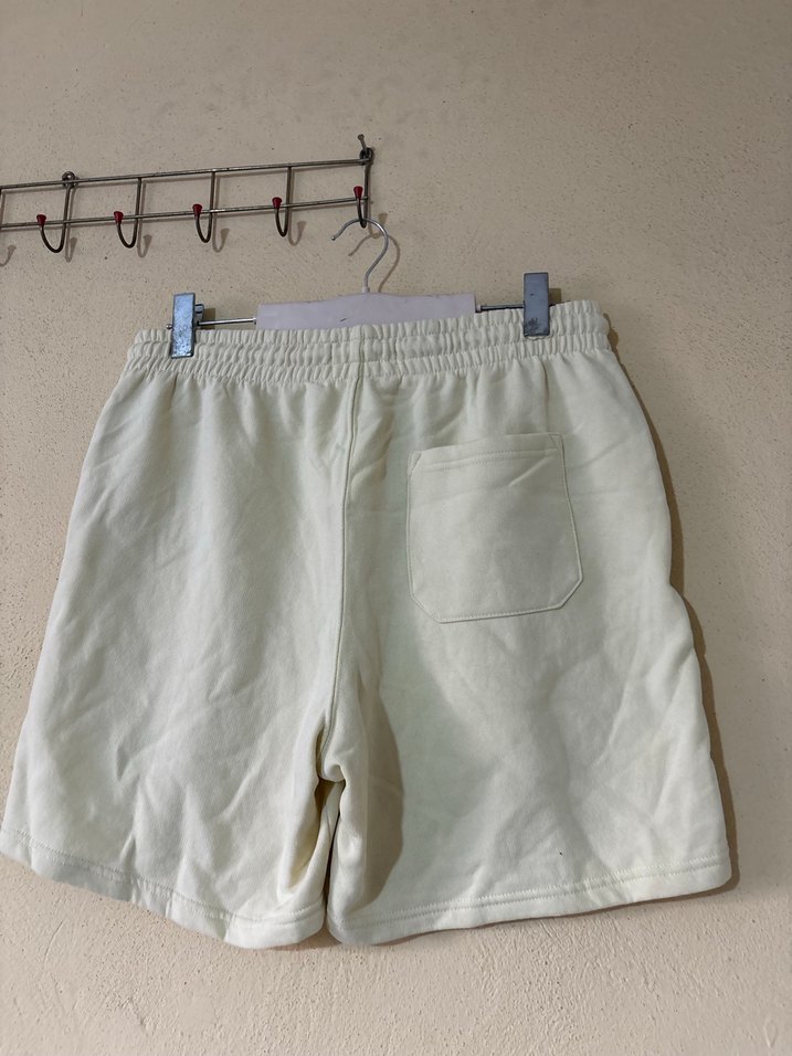 Beyaz Pamuklu Rahat Mini Şort - Görsel 2