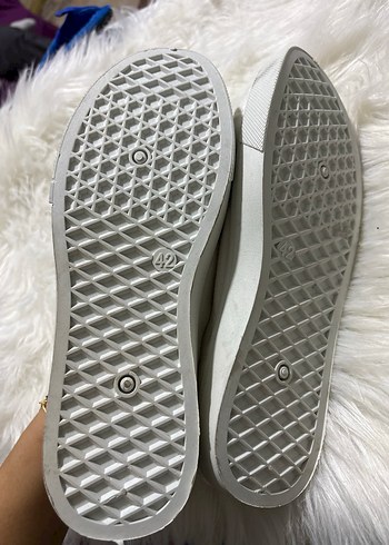 Beyaz Minimalist Kadın Spor Ayakkabı - Görsel 8