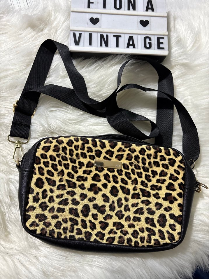 Siyah Leopar Desenli Kadın Deri Çanta - Görsel 2