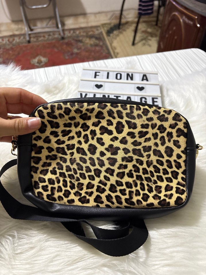 Siyah Leopar Desenli Kadın Deri Çanta - Görsel 5