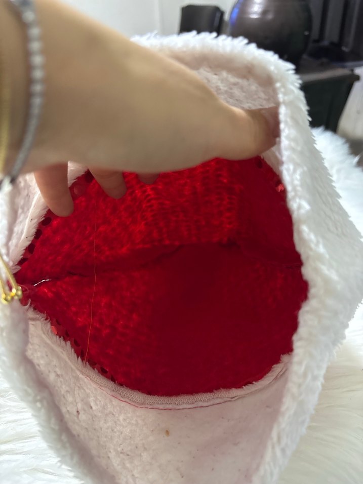 Kırmızı Payetli Yeni Yıl Şapkası - Görsel 3