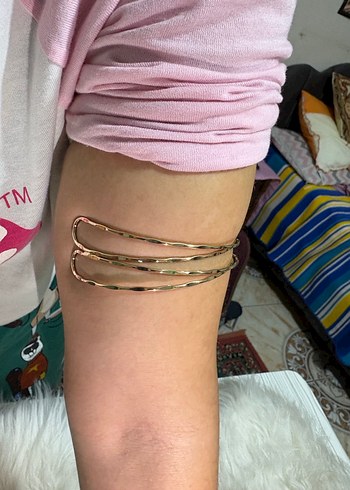 Kadın Parlak Altın  Minimalist Bileklik - Görsel 4