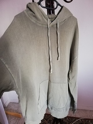 h and m marka yeşil eskitme model sweat shirt