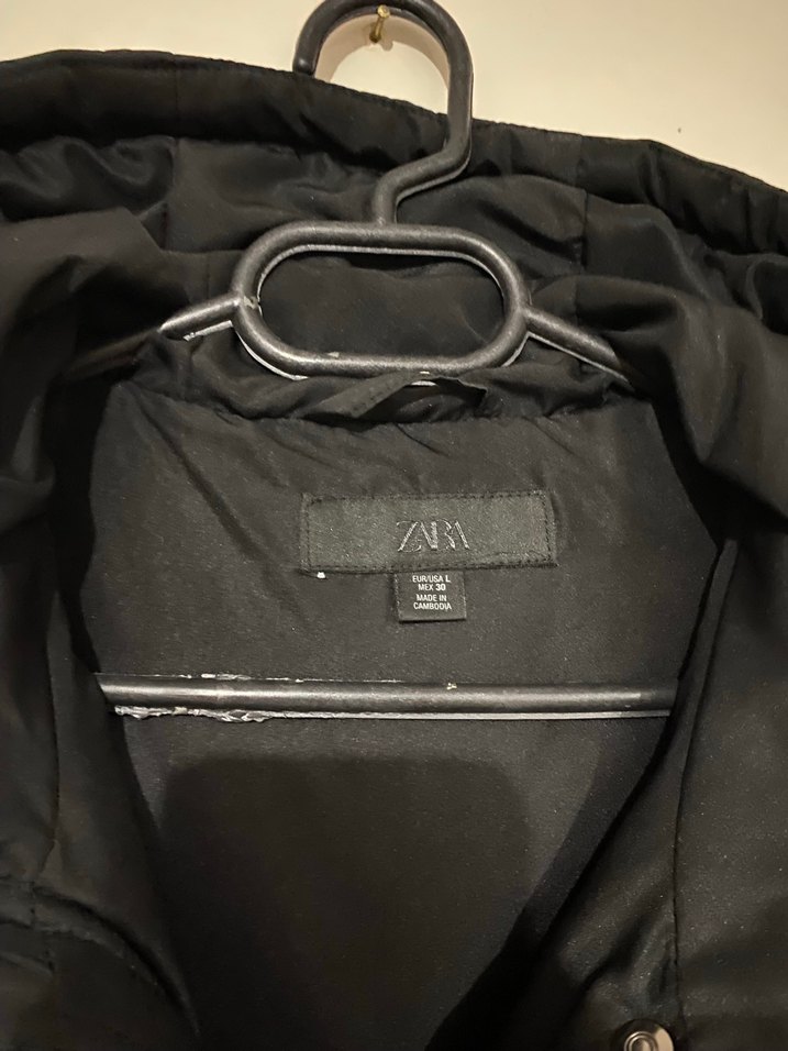 Siyah Kapüşonlu Düğmeli Kadın Ceket - Görsel 5