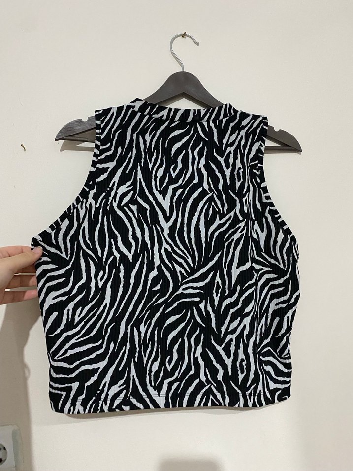 Zebra Desenli Siyah Gri Crop Top - Görsel 4