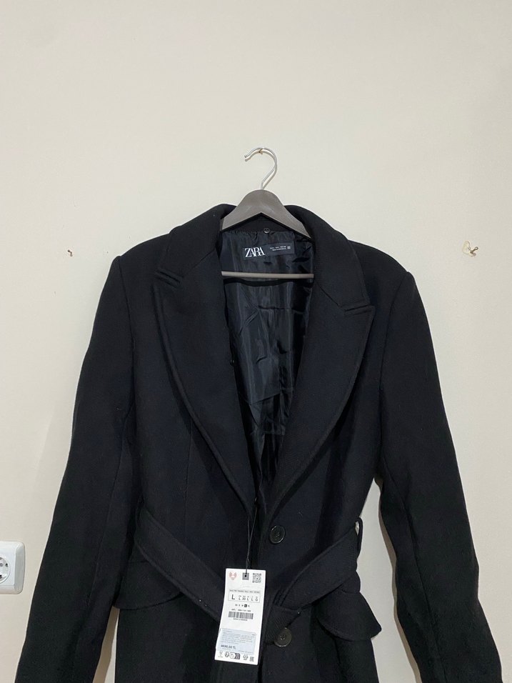 Zara Siyah Kuşaklı Uzun Kaban - Görsel 3