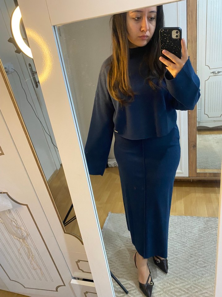 Koyu Mavi Midi Etek ve Bluz Takım - Görsel 2