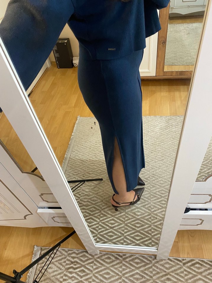 Koyu Mavi Midi Etek ve Bluz Takım - Görsel 5