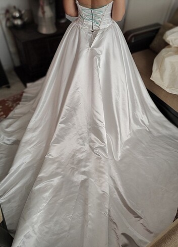 Saten gelinlik - Görsel 5