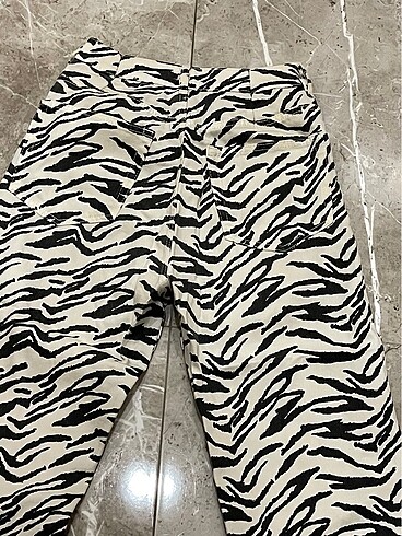 36 Beden siyah Renk Zebra JEAN 36 beden