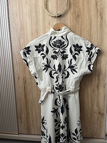 Zara Zara Model Kuşaklı Keten Elbise