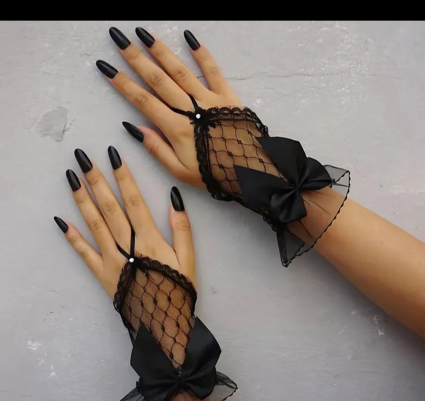 Siyah Dantel Gotik Kadın Eldiven çeşitleri - Görsel 2