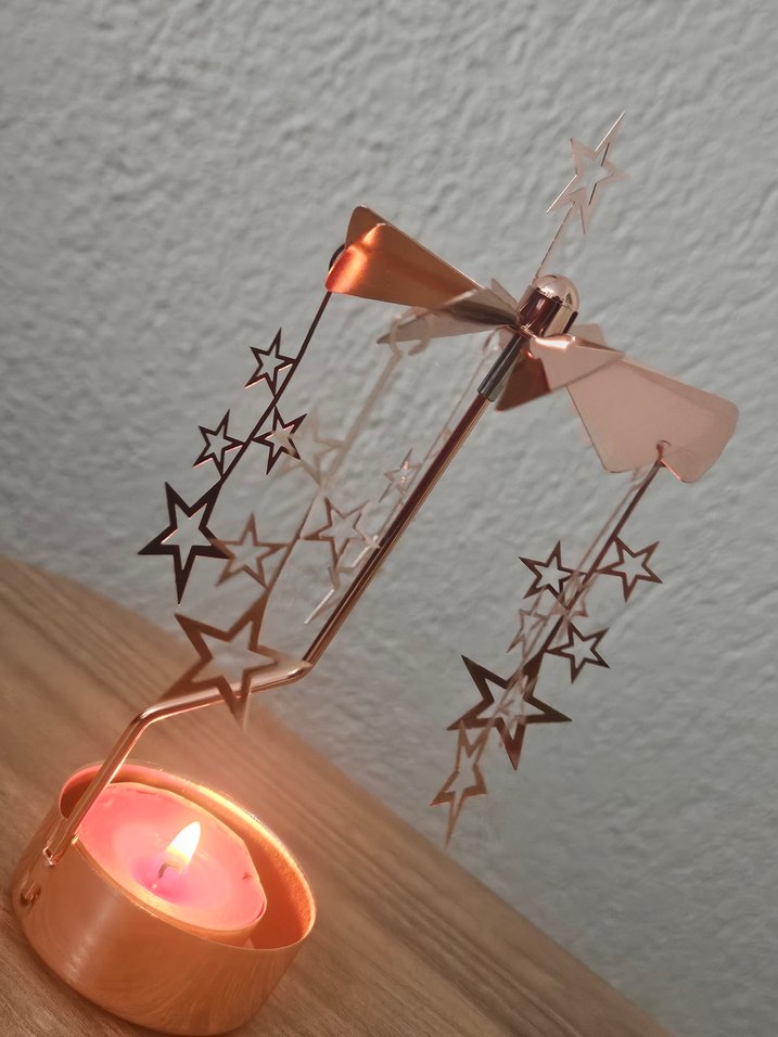 Altın Renkli Dönen Yıldızlı Mumluk - Görsel 3