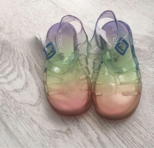 Next sandalet 28 EU