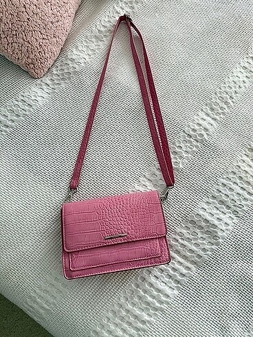 Bershka pembe çanta