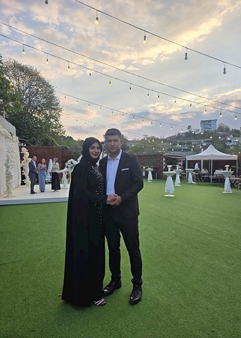 46 Beden Siyah Drapeli Yüksek Yakalı Uzun Abiye Elbise