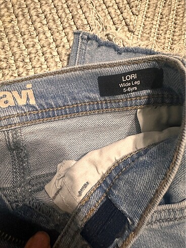Mavi çocuk jeans