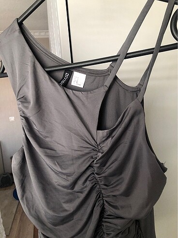 H&M H&M asimetrik üst